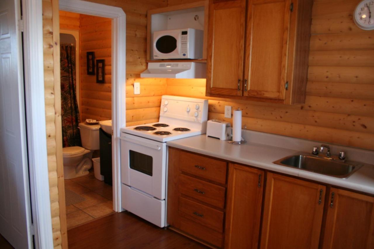 Burnt Cape Cabins Raleigh Exterior photo